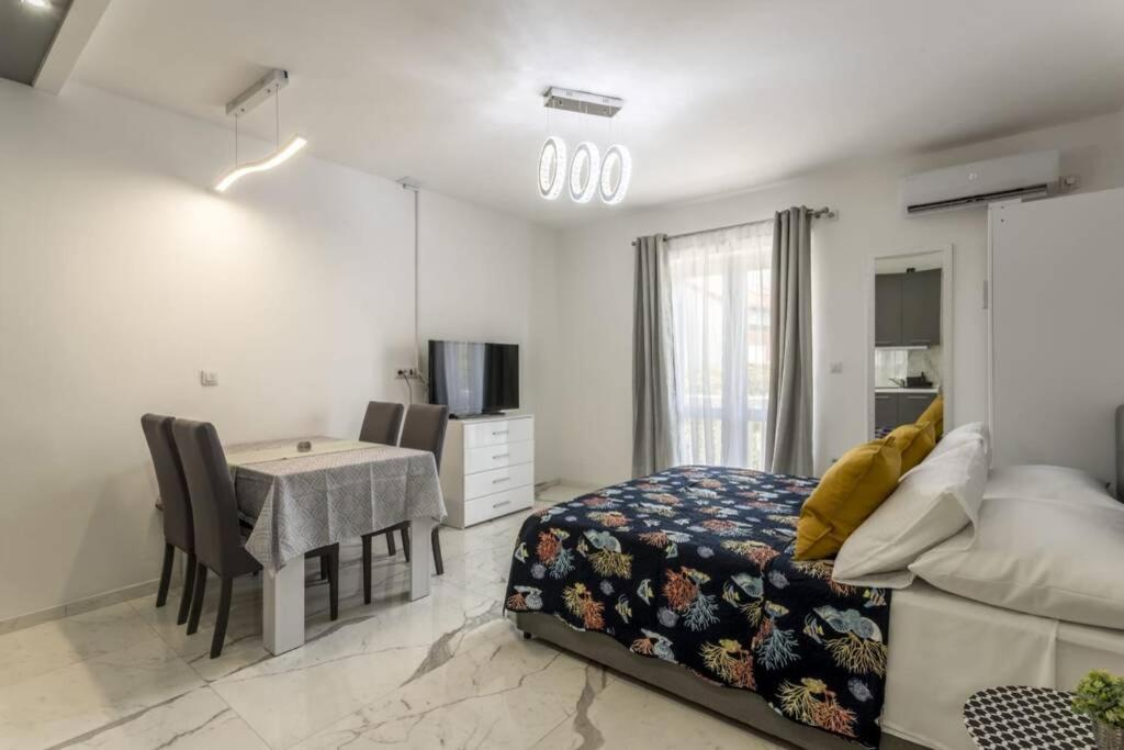 Royal Platinum Studio Apartment Vodice Eksteriør billede